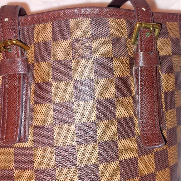 Louis Vuitton Marais Damier Bucket Bag - Picture 4 of 13